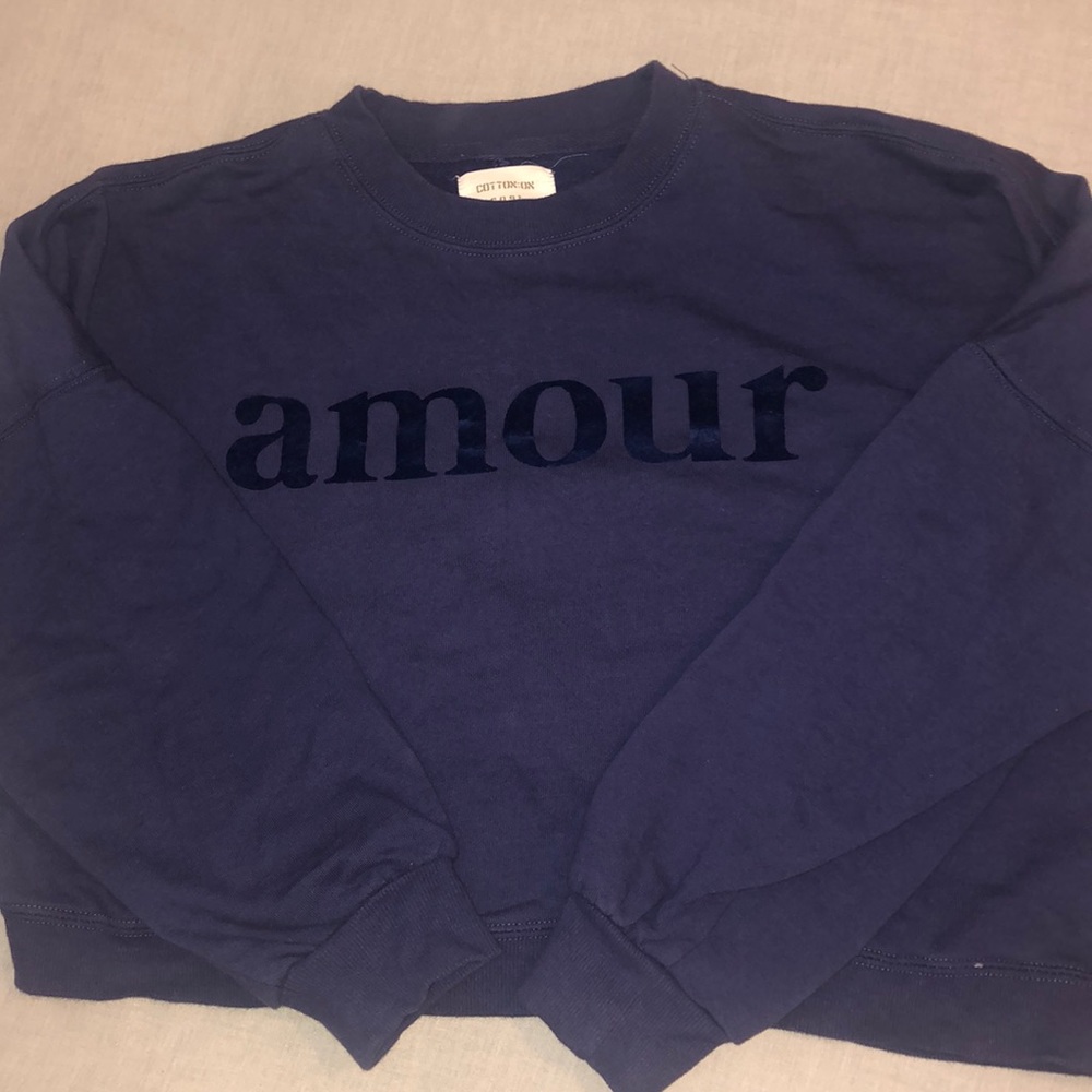 Cropped crew neck